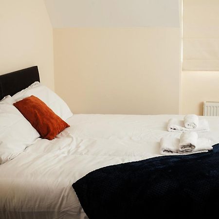 Avril Warwickshire Home Stay Nuneaton Exteriér fotografie